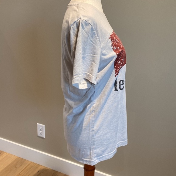 “let ‘er rip” Yellowstone Rip Short Sleeve T-Shirt size Medium - Picture 7 of 9